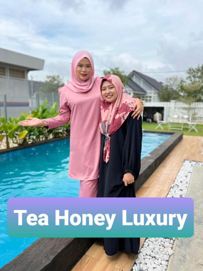 Tea Honey Luxury Vila Malacca Exterior foto