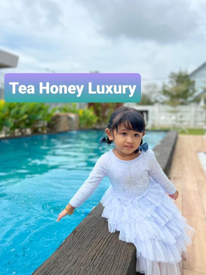 Tea Honey Luxury Vila Malacca Exterior foto
